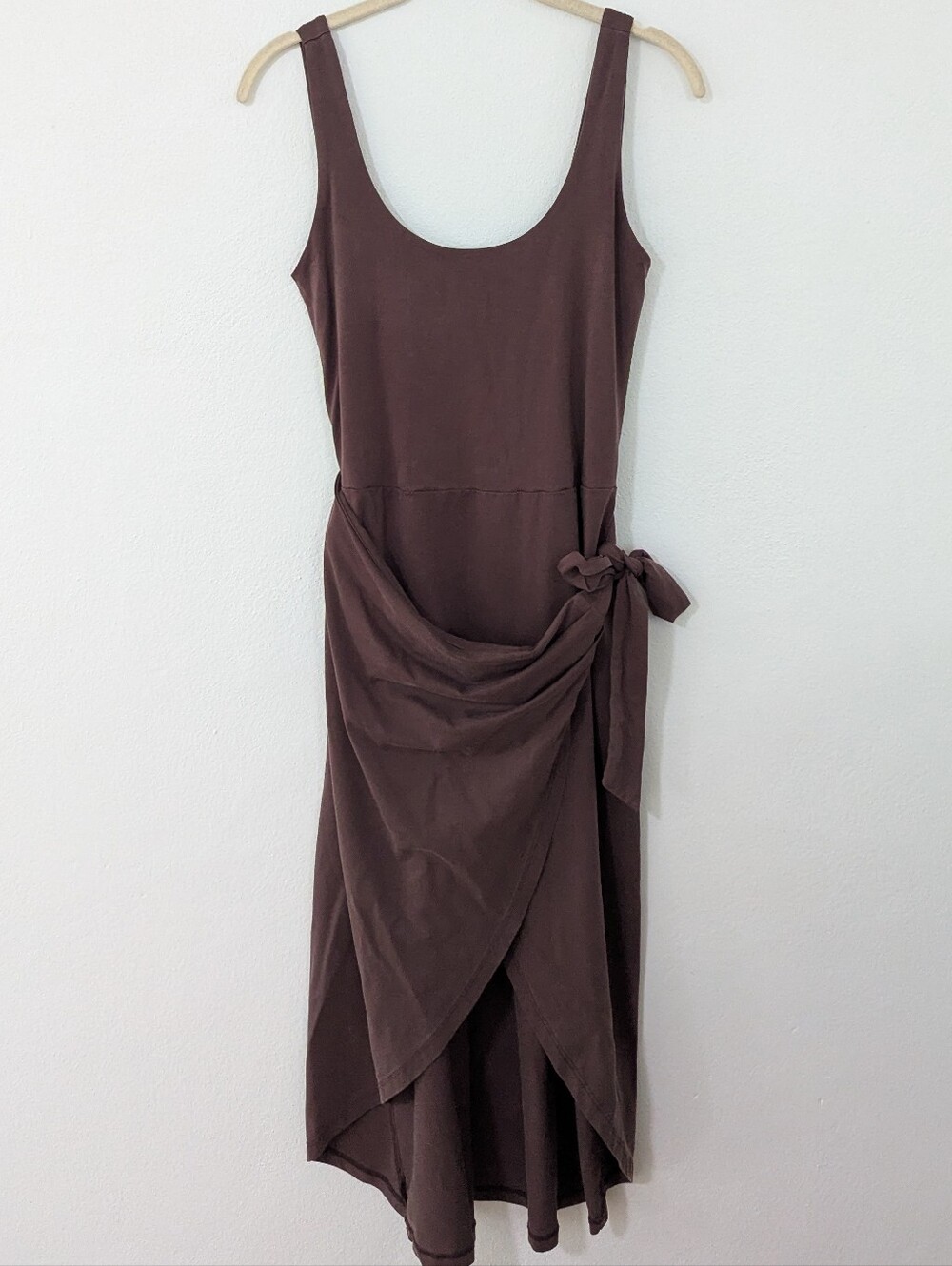 Beyond Yoga Intrigue Midi Dress Wrap Side Tie Stretch High Low Hem Brown Small S